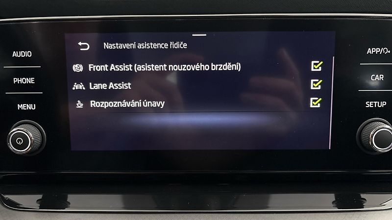 Škoda Octavia 1.0 TSI E-Tec DSG Ambition Com - fotka 22 z 23