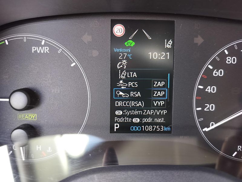 Toyota Yaris 1.5 Hybrid - fotka 14 z 27
