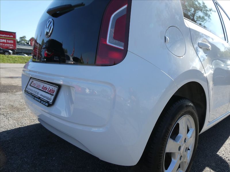 Volkswagen up! 1,0 MPi klima,serviska,2.maj. - fotka 10 z 45