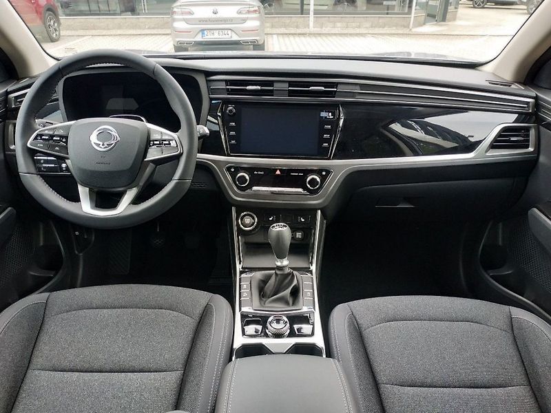KGM Korando 1.5T, SMART,4WD, MT, SKLADEM - fotka 16 z 37