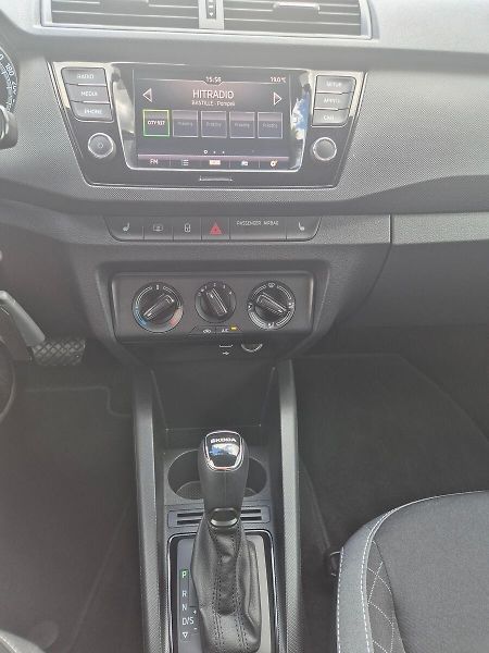Škoda Fabia Combi 1.0 TSI DSG 70kW Ambitio - fotka 18 z 24