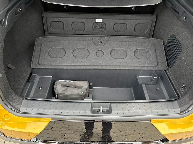Kia Ostatní (2026) SW 1,6 T-GDi GPF 7DCT GT-LINE - fotka 12 z 19