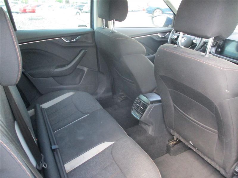 Škoda Kamiq 1,0 TSi, Style,klima,servis,CZ - fotka 11 z 42