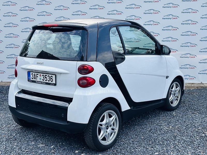 Smart Fortwo (2008) 1.0i COUPE 45 - fotka 5 z 5