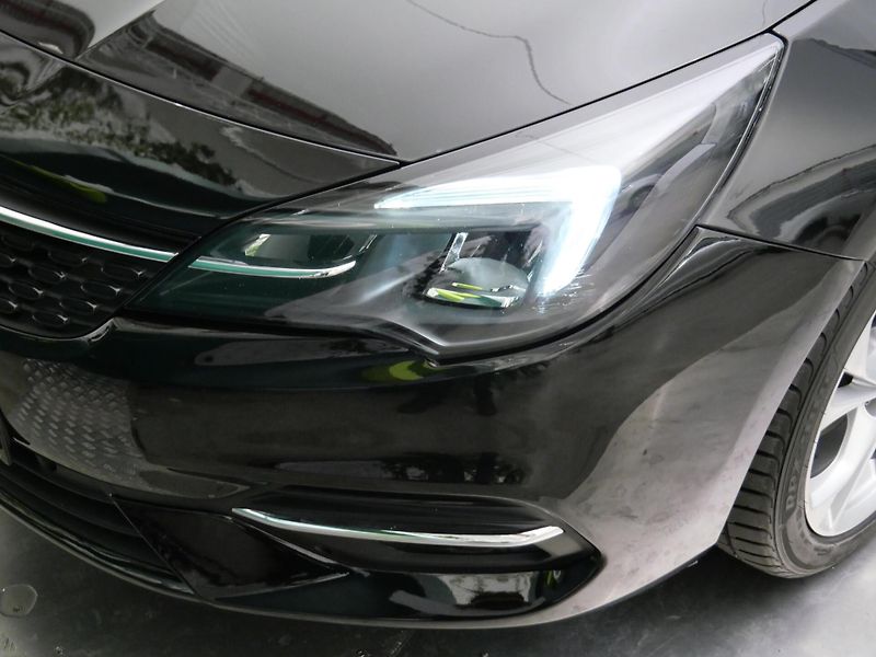 Opel Astra - fotka 9 z 23