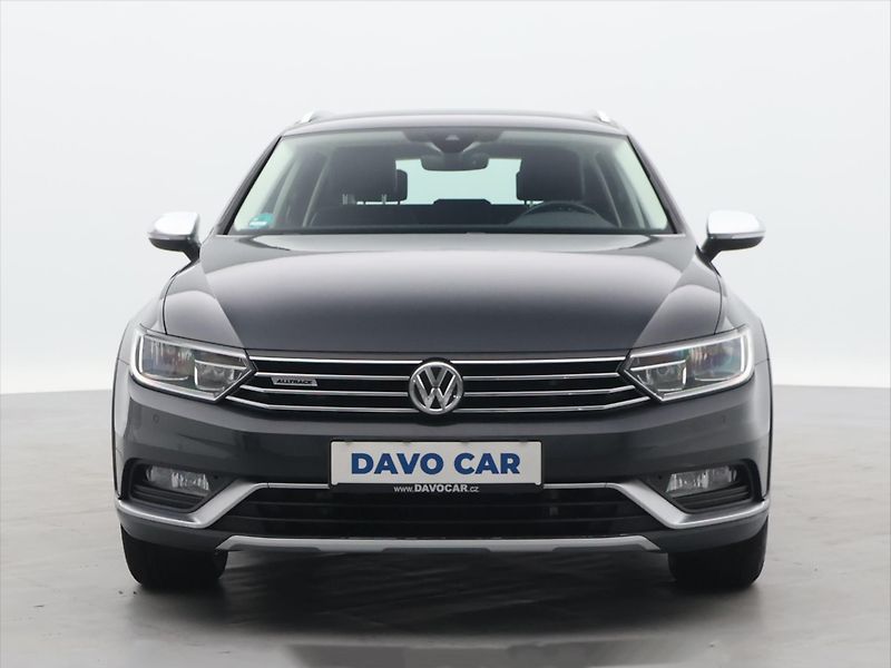 Volkswagen Passat 2,0 TDI 140kW Alltrack 4M DSG - fotka 2 z 28