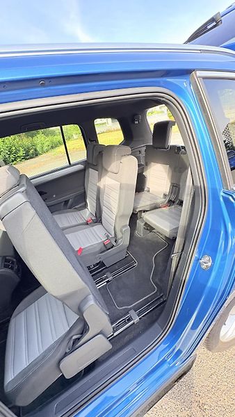 Volkswagen Touran (2020) Highline R-Line 1,5 TSI DSG - fotka 14 z 22