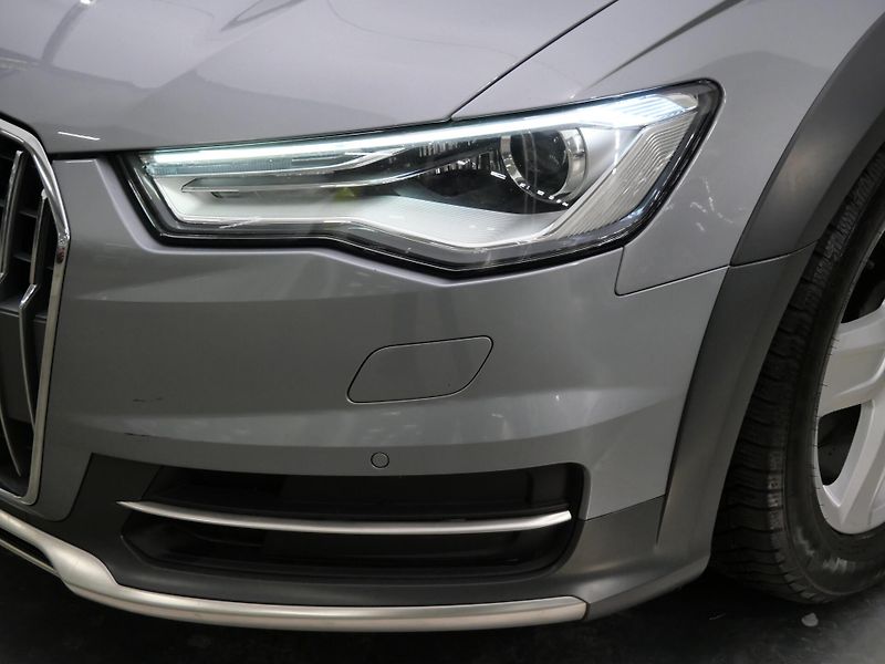 Audi A6 Allroad - fotka 9 z 27