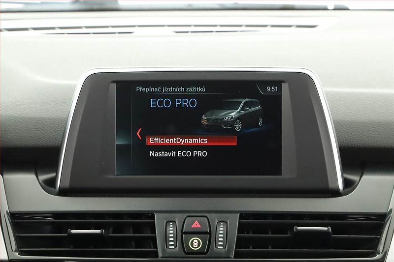 BMW Řada 2 (2018) 218i Gran Tourer, Automat - fotka 14 z 20