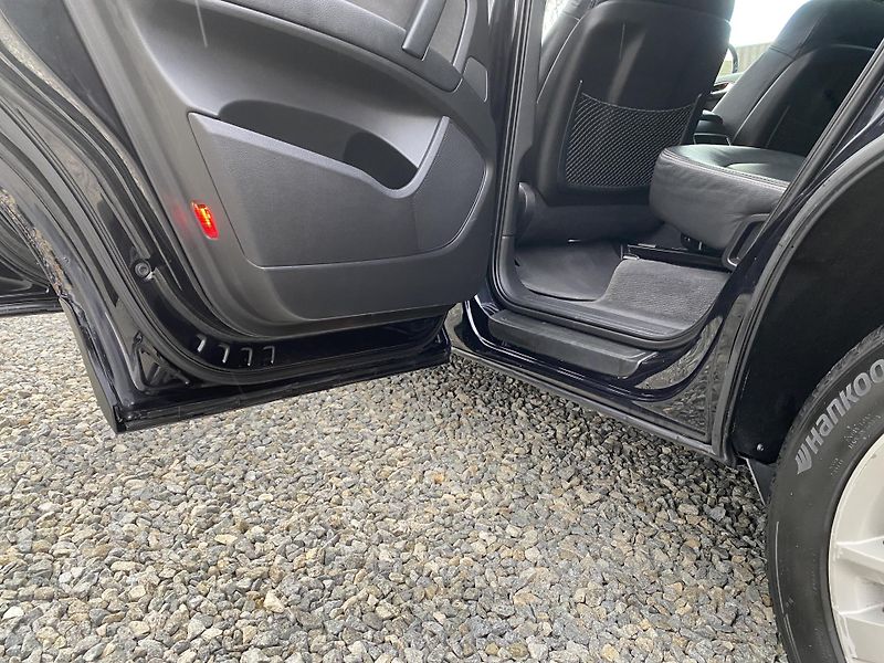 Audi Q7 3.0TDi 4x4 240PS FL 8Q SLINE!! - fotka 93 z 156