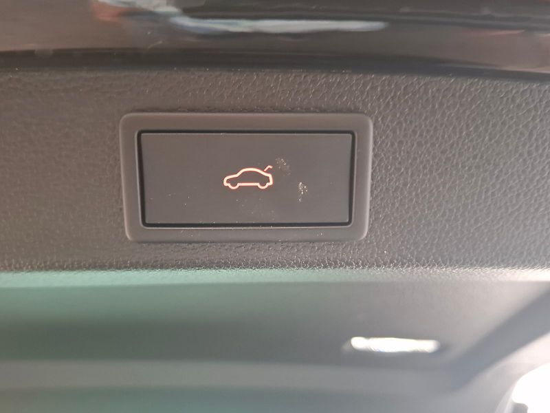 Škoda Superb (2024) COMBI STYLE PLUS TD 110/2.0 7D - fotka 19 z 39