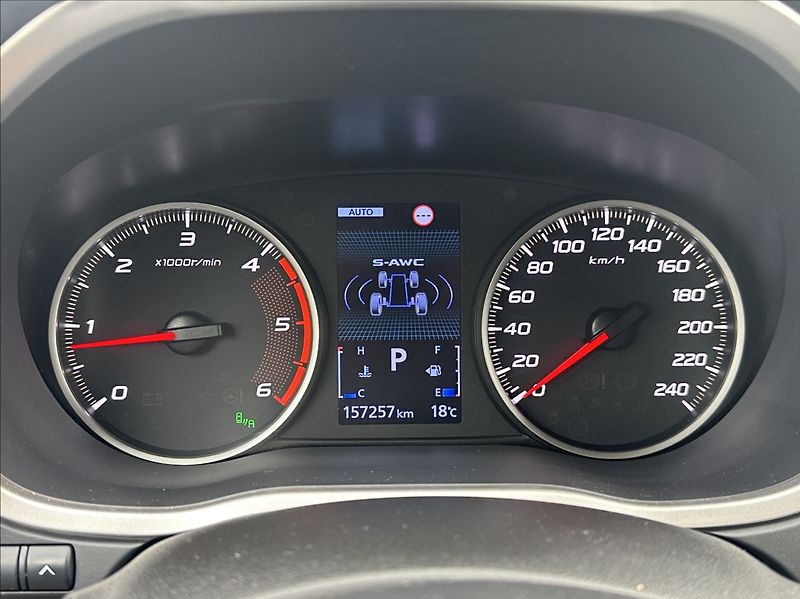 Mitsubishi Eclipse Cross 2,2 DI-D 148PS  Spirit+ A/T 4x - fotka 41 z 54