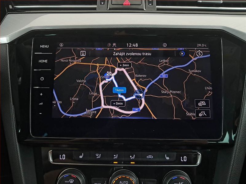 Volkswagen Passat (2020) 2.0 TDI, Automat, Navi - fotka 13 z 20