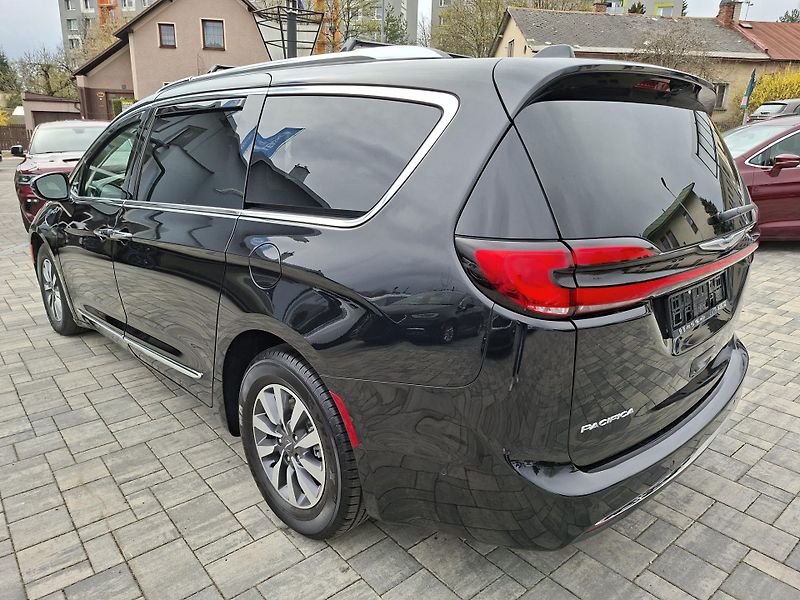Chrysler Pacifica (2021) 3,6 LIMITED,HYBRYD, REZERVACE  - fotka 5 z 38