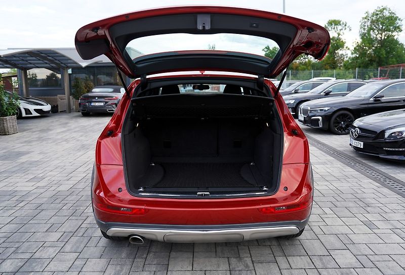 Audi Q5 2.0 TDI/Quattro/DSG/kůže/180PS - fotka 11 z 48