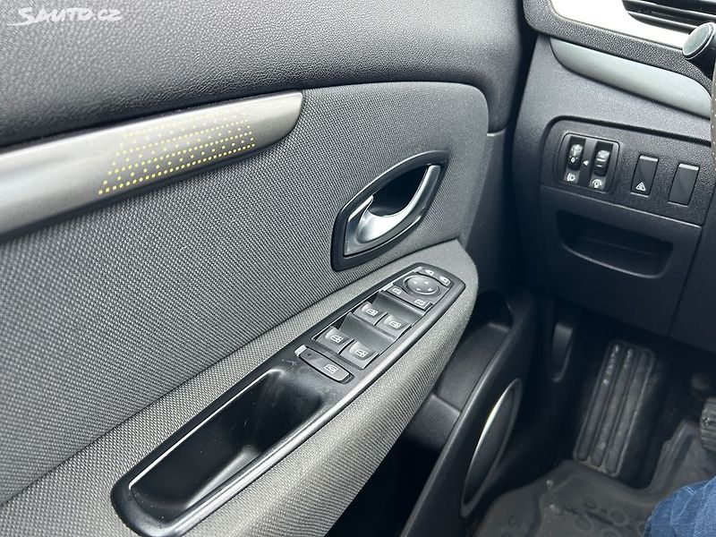 Renault Scénic (2010) 1.5 DCi 78 KW servisni kniha - fotka 23 z 29