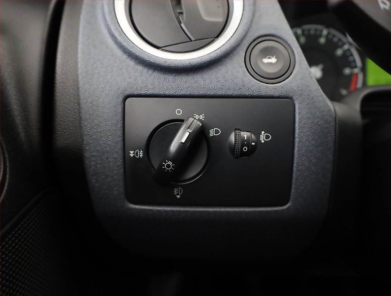 Ford Fusion (2010) 1.4, po STK, Tažné, dobrý stav - fotka 12 z 16