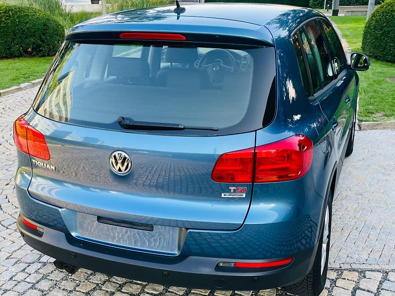 Volkswagen Tiguan 1.4TSI MANUÁL 1MAJITEL SENZORY - fotka 12 z 40