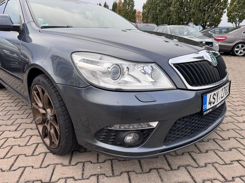 Škoda Octavia (2012) DSG 2,0 TDI 125 KW FACE PĚKNÁ - fotka 10 z 49