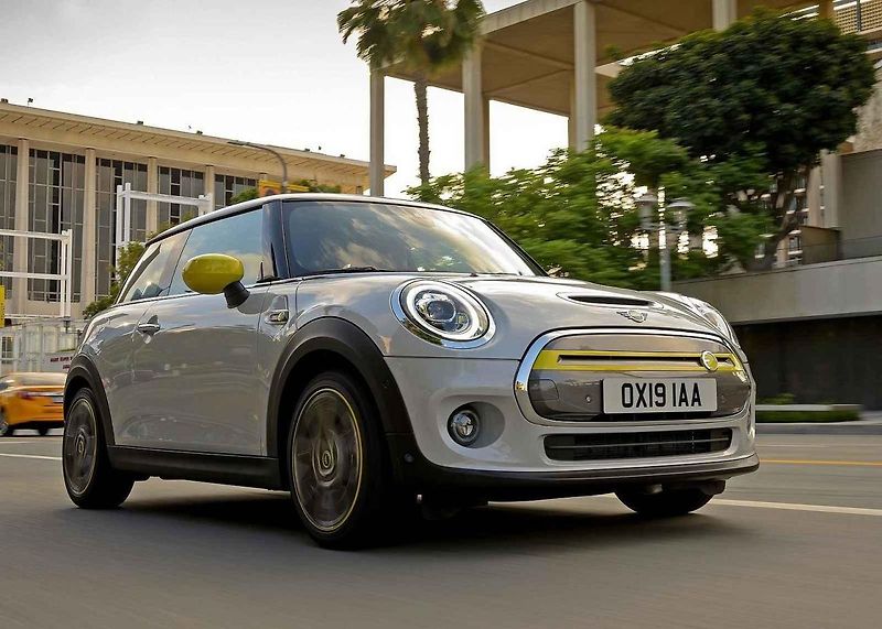 Mini Cooper SE zatím nezná svou českou cenu