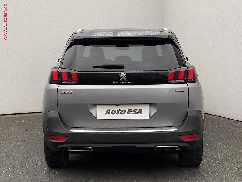 Peugeot 5008 (2018) 1.5 HDi, GT Line - fotka 5 z 18