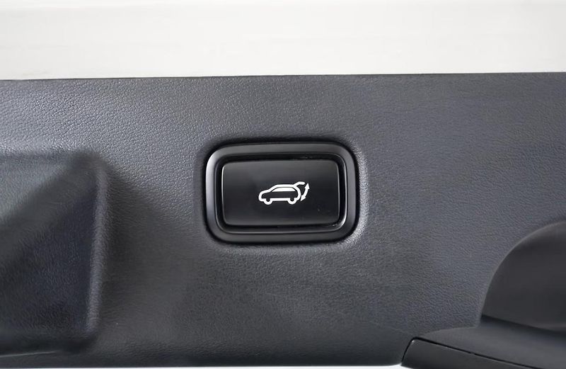 BMW i4 M50 xDrive GC Kamera Ambient  - fotka 15 z 27