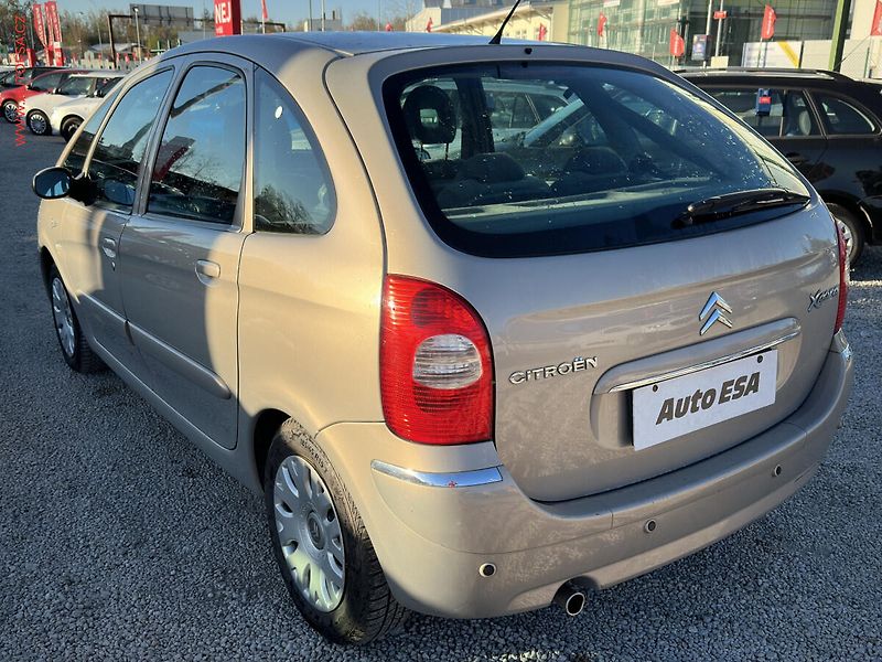 Citroën Xsara Picasso (2006) 1.6i, autoAC, temp - fotka 6 z 18
