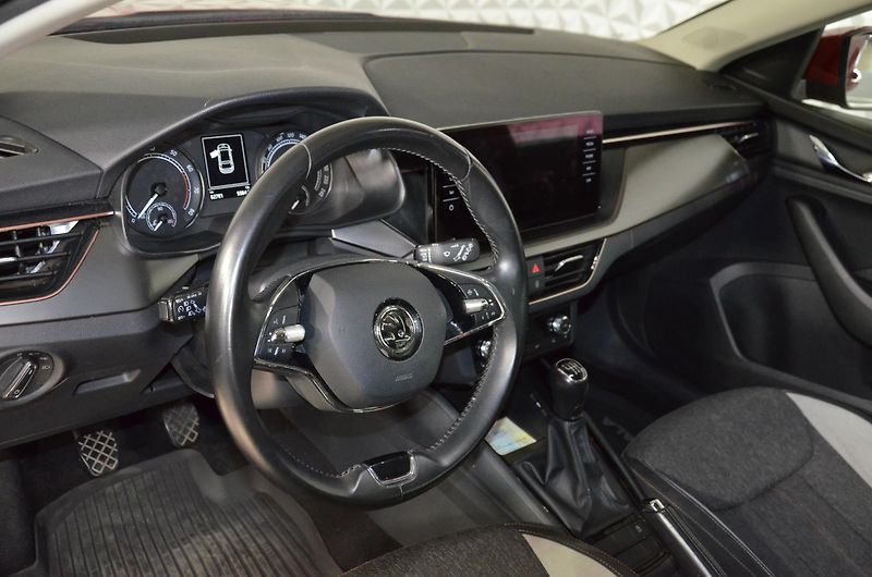 Škoda Scala (2022) 1.5TSI 110 Style - fotka 9 z 10
