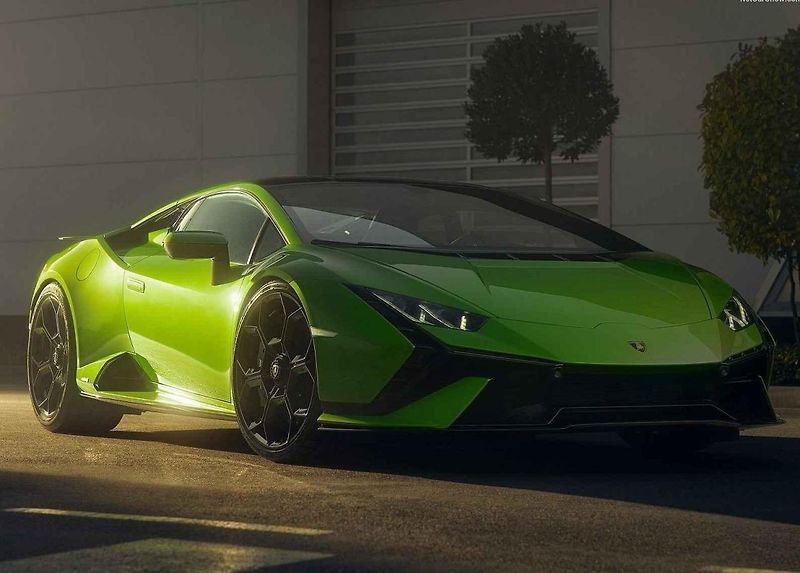 Lamborghini Huracán Tecnica při odhalení v Praze