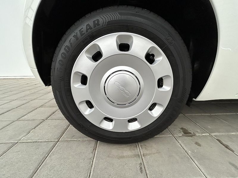Fiat 500 1.0 i Cult - fotka 21 z 21