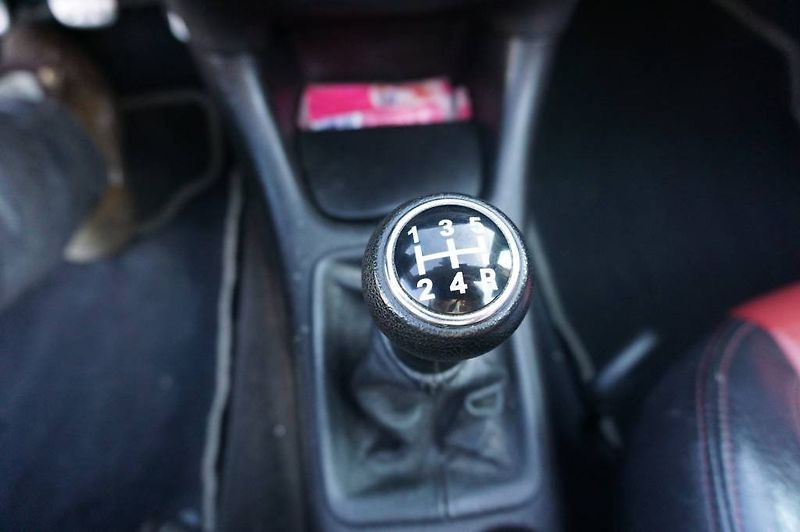 Peugeot 206 (2003) 206 CC  1,6 - fotka 21 z 21