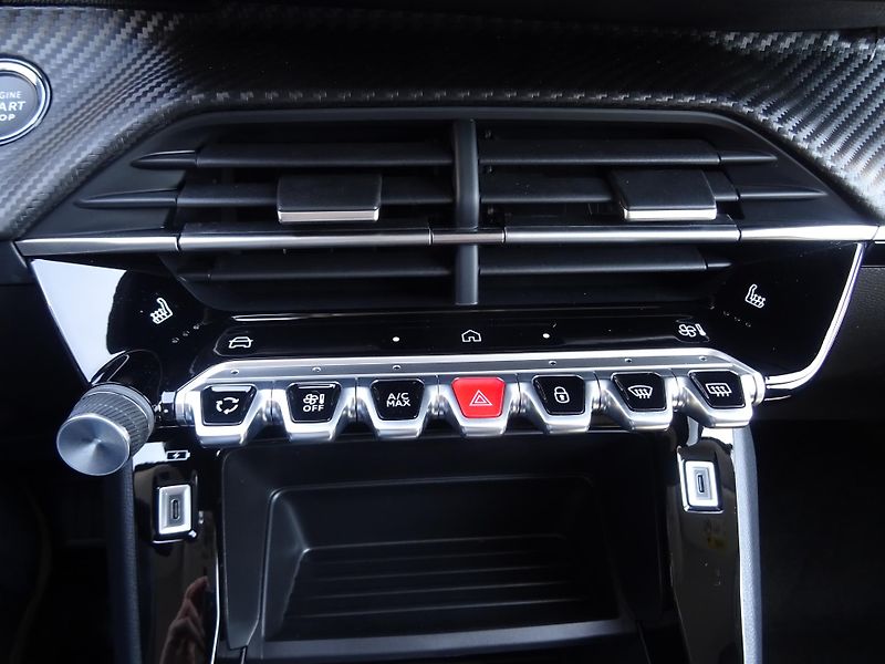 Peugeot 208 (2026) ALLURE Hybrid 110k e-DCS6 - fotka 35 z 44