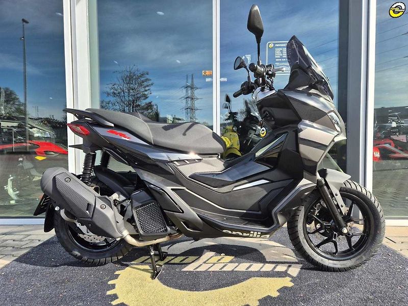Aprilia SR GT 125 (2026) E5+ - AKČNÍ CENA - fotka 25 z 41