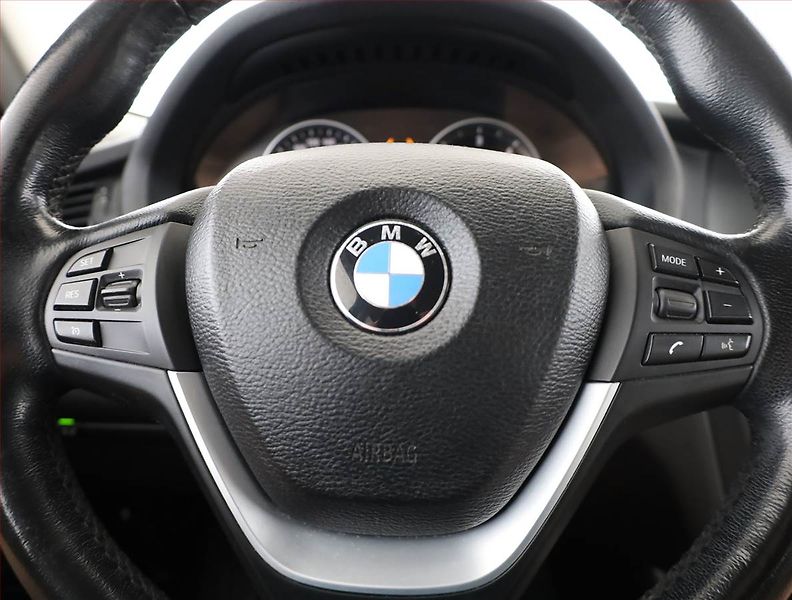 BMW X3 (2013) xDrive20d, 4X4, Automat - fotka 8 z 21