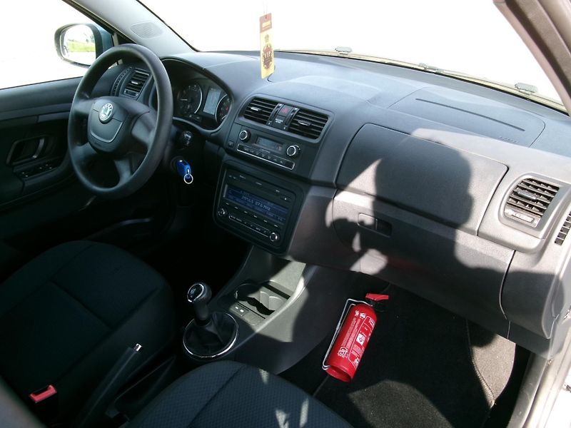 Škoda Fabia (2010) 1,2TSi ELEGANCE AC ALU - fotka 26 z 28