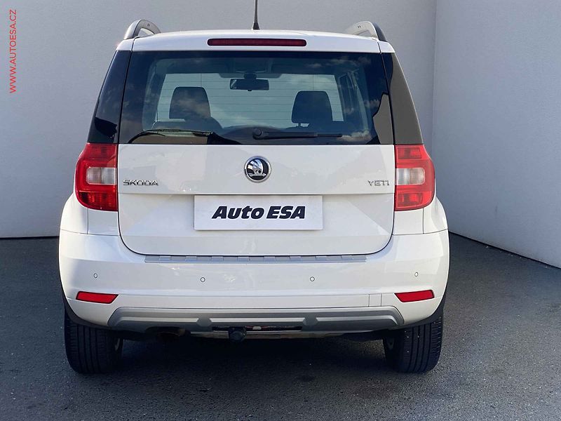 Škoda Yeti (2014) 1.2 TSi, Ambition, DSG, TZ - fotka 5 z 17