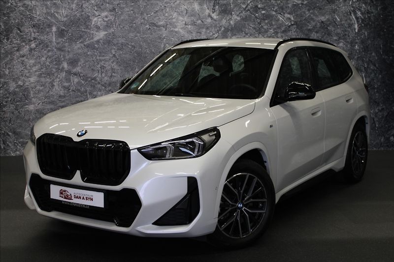BMW X1 2,0 23d 145 kW xDrive M Sport - fotka 1 z 29