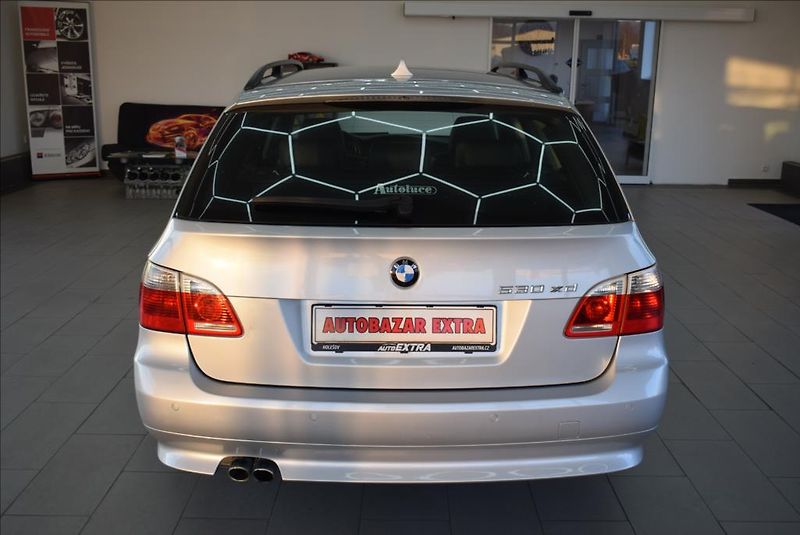 BMW Řada 5 3,0 530XD, xen,navi,servis, - fotka 7 z 28