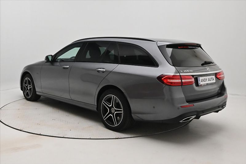 Mercedes-Benz Třídy E 2,0 300de 225kW 4Matic Záruka - fotka 7 z 30