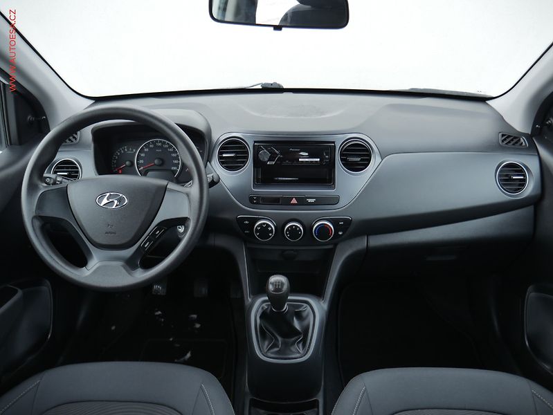 Hyundai i10 (2018) 1.0i, ČR, AC - fotka 8 z 18