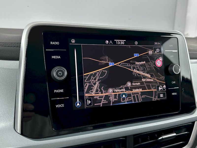 Volkswagen T-Roc (2025) Life GOAL 1.0 TSI 85kW - fotka 11 z 27