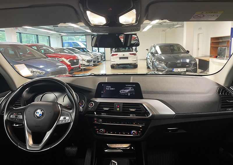 BMW X3 20d xDrive 140kW, ČR - fotka 14 z 30