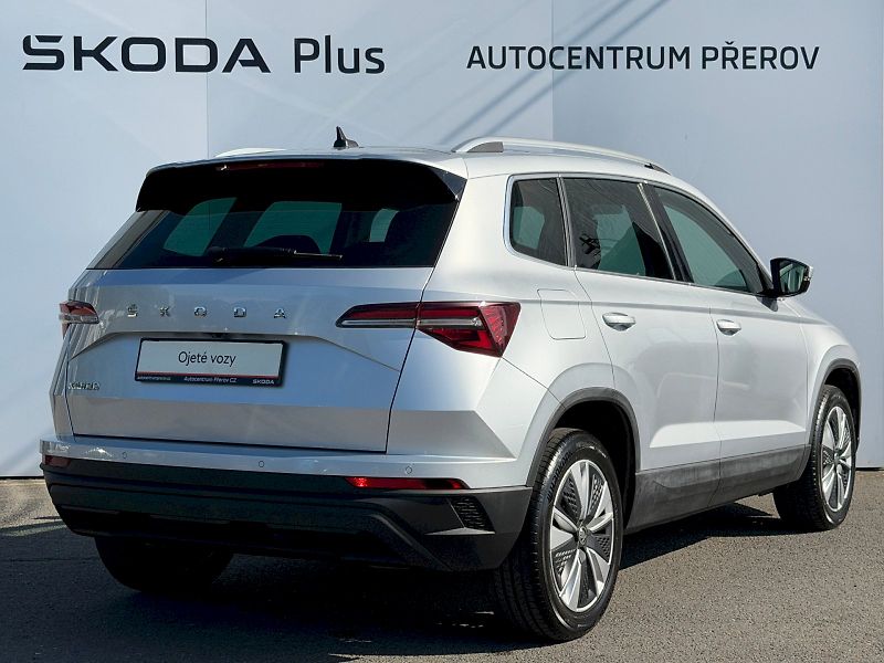 Škoda Karoq (2022) 1.5 TSI 110kW Style Exclusive - fotka 2 z 35