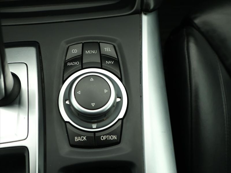 BMW X6 3.0 40d 225kW xDrive Xenon - fotka 25 z 34