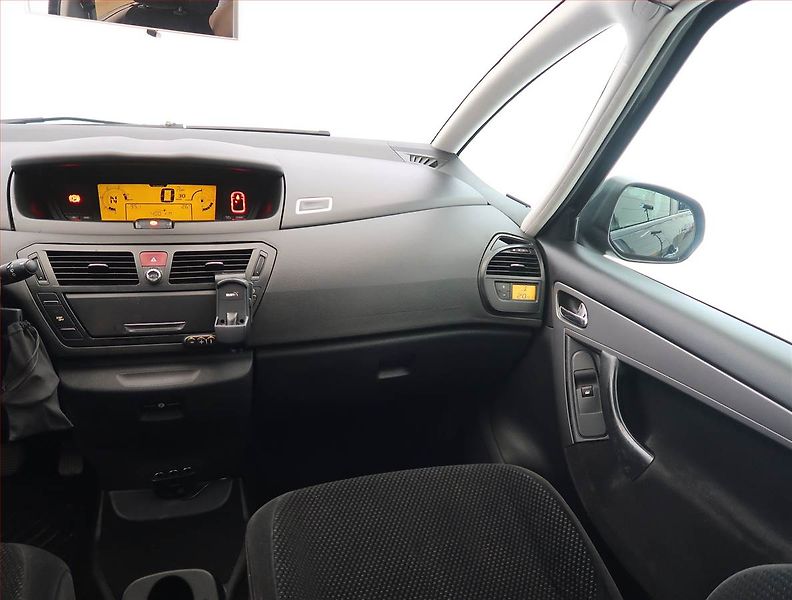 Citroën C4 Picasso (2007) 1.6 HDi, Automat, 7 míst - fotka 8 z 21