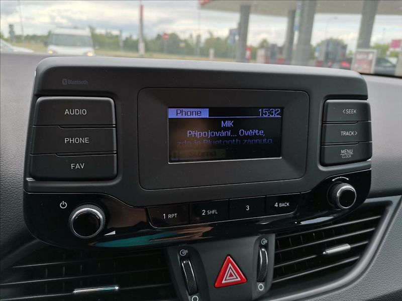 Hyundai i30 1,0 T-GDI Start Plus - fotka 16 z 17