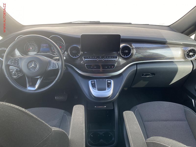 Mercedes-Benz Třídy V (2022) 2.0CDi V300 7míst, ČR, AT - fotka 8 z 23