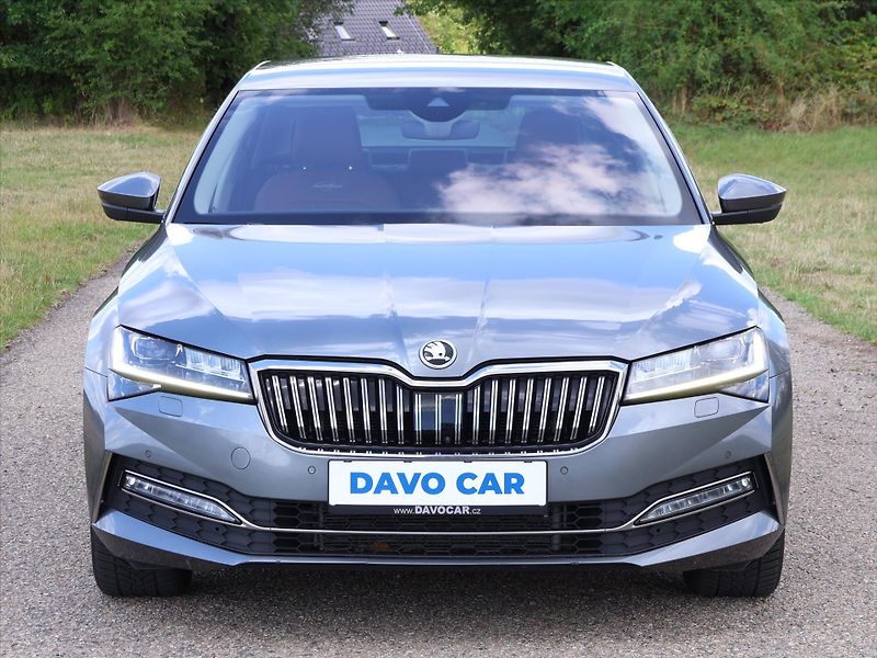Škoda Superb 2,0 TDI DSG CZ L&K 1.Maj DPH - fotka 2 z 29