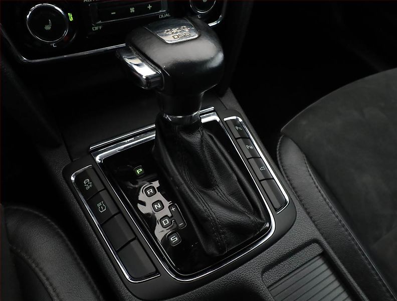 Škoda Superb (2013) 2.0 TDI, 4X4, Automat - fotka 12 z 18