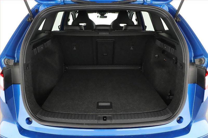 Škoda Enyaq (2023) iV 60 (62 kWh), SoH 91% - fotka 19 z 20